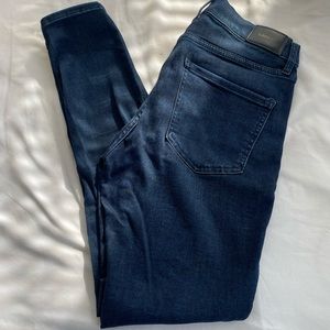 Express skinny mid rise jeans 6R